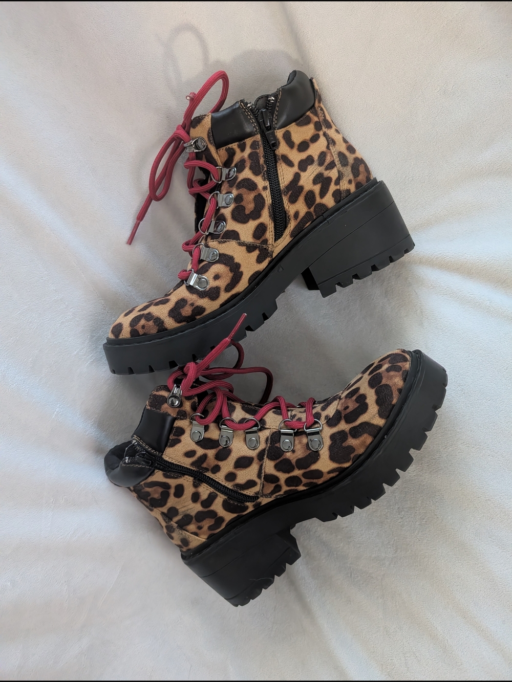 Skechers Leopard Print Chunky Hiker Boots Red Laces Y2K Streetwear